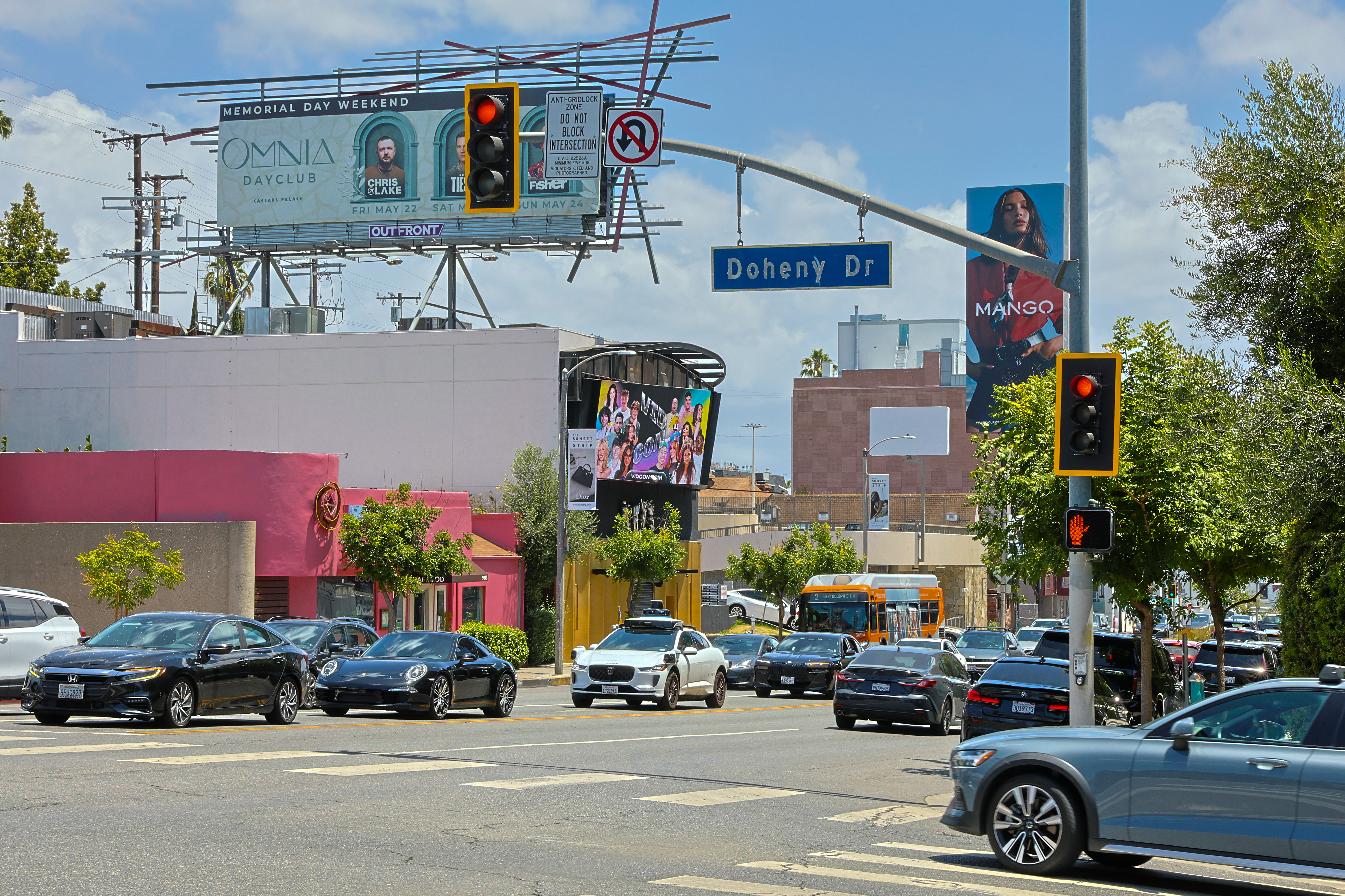 Sunset Strip – Sunset Blvd E O N Doheny Dr - 11